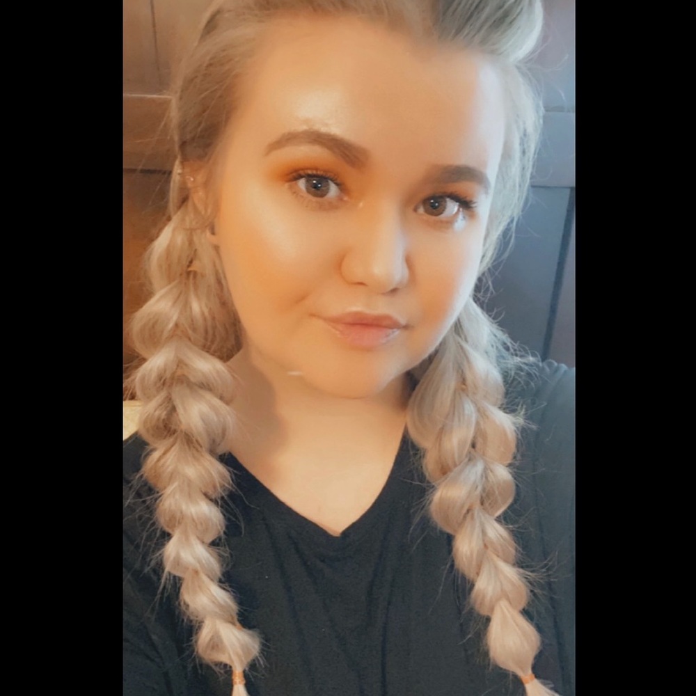 Meet your Posher, Savannah